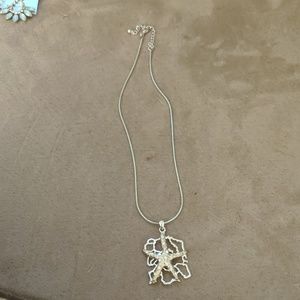 Starfish necklacw